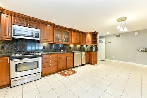 2 Feldman Way, Canton, MA 02021 photo 32