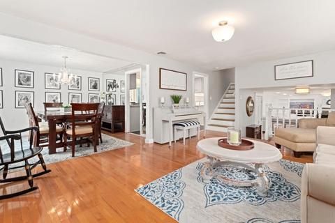 28 Fox Run, Reading, MA 01867 photo 15