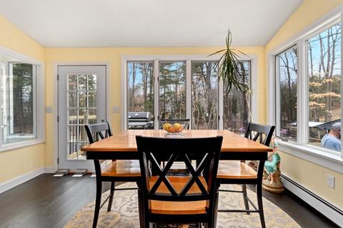 28 Fox Run, Reading, MA 01867 photo 21