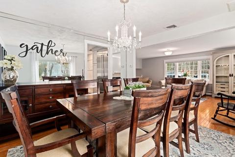 28 Fox Run, Reading, MA 01867 photo 16
