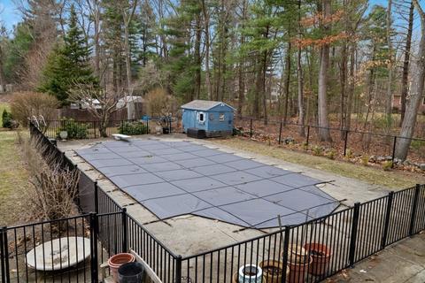 28 Fox Run, Reading, MA 01867 photo 37