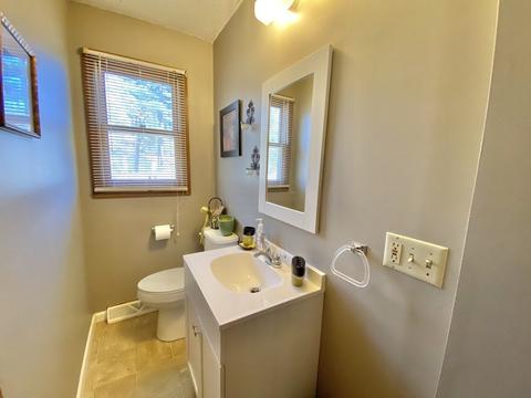 78 Beverly Ln, Springfield, MA 01151 photo 7