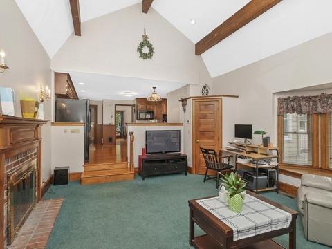 386 Lowell St, Reading, MA 01867 photo 5