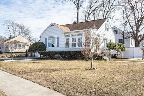 2 Emerald Ave, Lawrence, MA 01843 photo 2