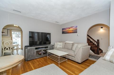 244 Haven St, Reading, MA 01867 photo 4