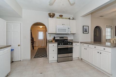 244 Haven St, Reading, MA 01867 photo 8