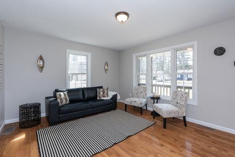 101 Stuart St, Springfield, MA 01119 photo 14