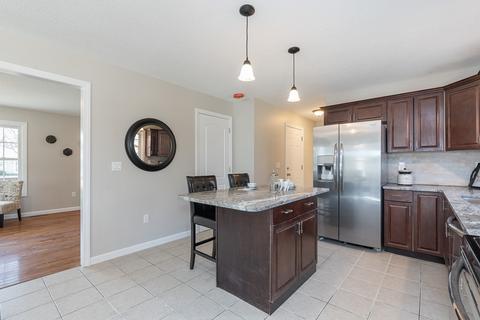 101 Stuart St, Springfield, MA 01119 photo 19