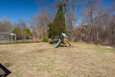101 Stuart St, Springfield, MA 01119 photo 6