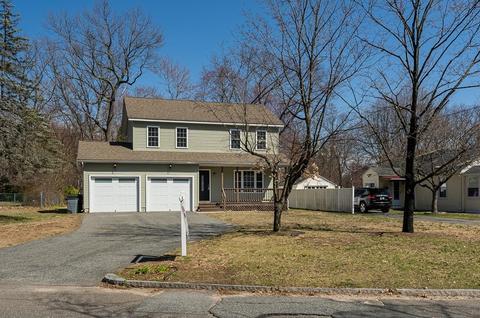 101 Stuart St, Springfield, MA 01119 photo 4