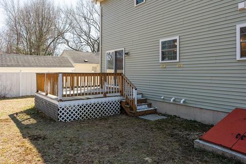 101 Stuart St, Springfield, MA 01119 photo 9