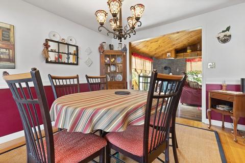 4 Peters Rd, Canton, MA 02021 photo 10