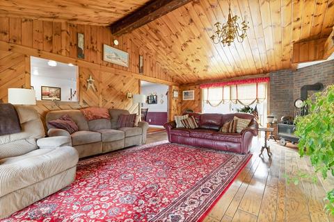 4 Peters Rd, Canton, MA 02021 photo 13