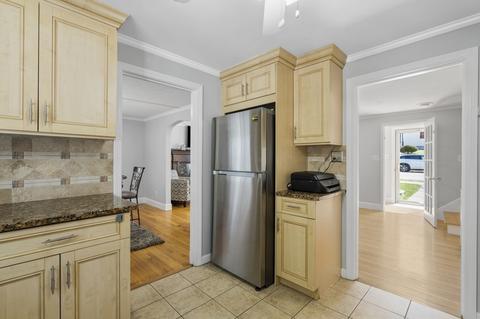 38 Zenith Dr, Worcester, MA 01602 photo 11