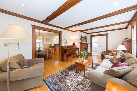 237 Appleton St, Arlington, MA 02476 photo 9