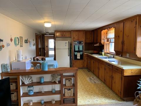 9 Irene Ave, Wareham, MA 02571 photo 3