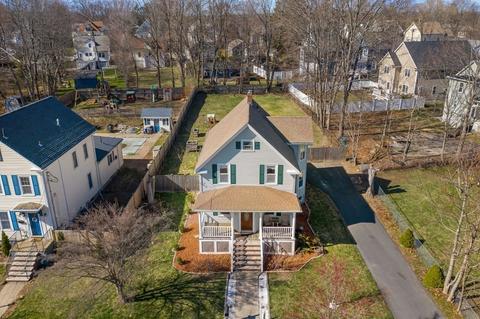 79 Border St, Dedham, MA 02026 photo 2