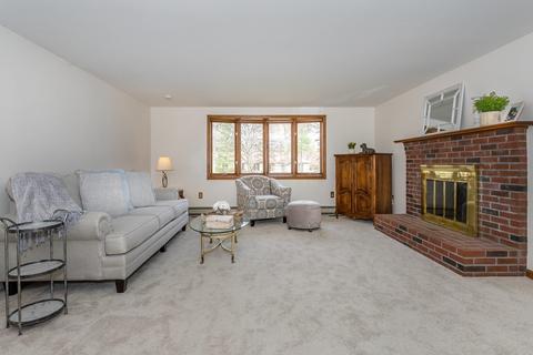 49 Angela St, Canton, MA 02021 photo 3