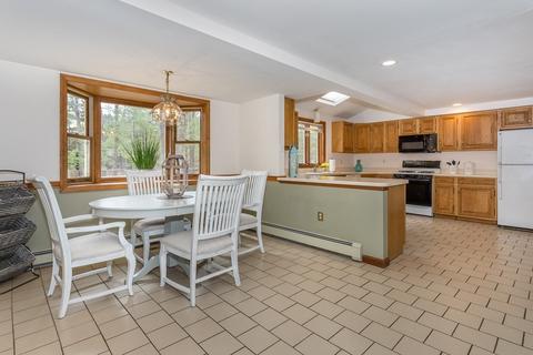 49 Angela St, Canton, MA 02021 photo 4