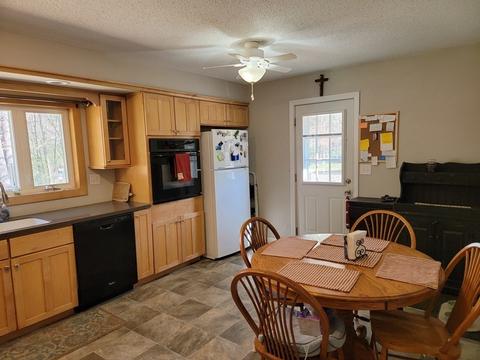 118 Glendale Cir, Ware, MA 01082 photo 8