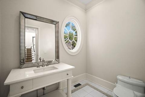 49 Lee St, Brookline, MA 02445 photo 11