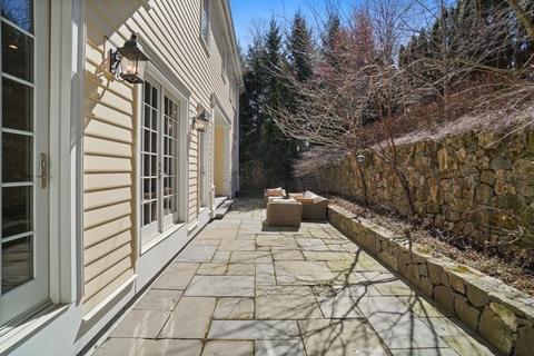 49 Lee St, Brookline, MA 02445 photo 26