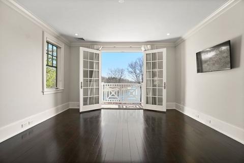 49 Lee St, Brookline, MA 02445 photo 14