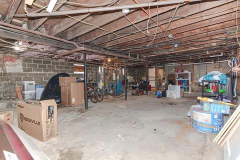 96 Winter St, Saugus, MA 01906 photo 31