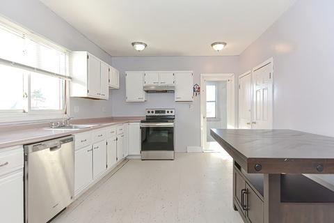 96 Winter St, Saugus, MA 01906 photo 21