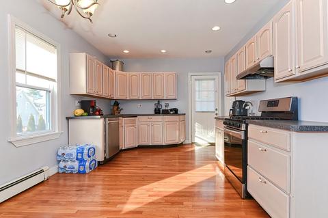 96 Winter St, Saugus, MA 01906 photo 6