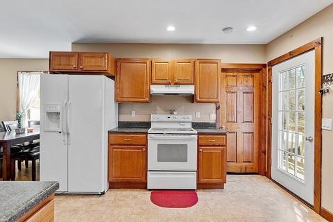 11 Overlook Ave, Webster, MA 01570 photo 5