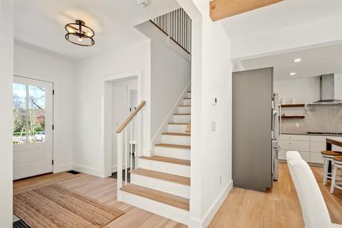 94 Ward, Hingham, MA 02043 photo 2