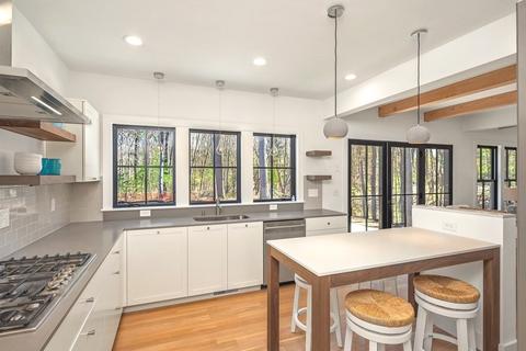 94 Ward, Hingham, MA 02043 photo 4