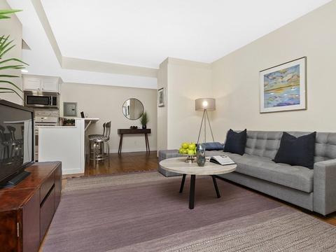 38 Juniper St #104, Brookline, MA 02445 photo 5
