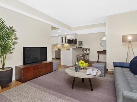 38 Juniper St #104, Brookline, MA 02445 photo 2