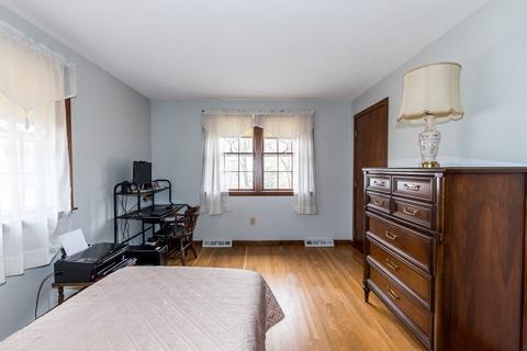 2 Malone St, Dedham, MA 02026 photo 18
