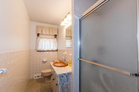 2 Malone St, Dedham, MA 02026 photo 15