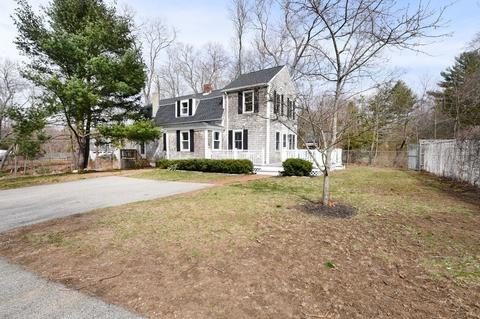 22 Lewis Ct, Hingham, MA 02043 photo 2