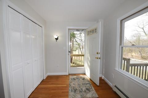 22 Lewis Ct, Hingham, MA 02043 photo 5