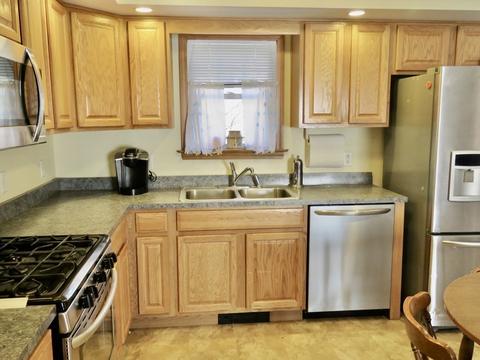 2 Howard Rd, Gloucester, MA 01930 photo 8