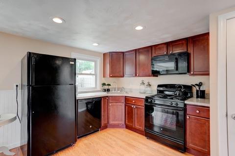 9 Mayflower Ln, Wareham, MA 02538 photo 10
