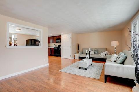 9 Mayflower Ln, Wareham, MA 02538 photo 5