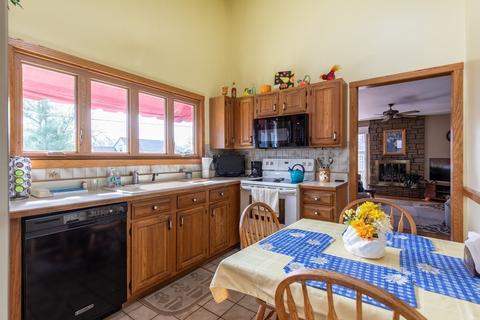 97 Huard, Fall River, MA 02721 photo 3