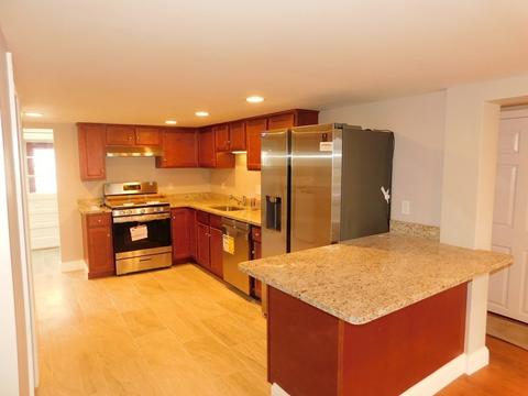 1031 Newhall St, Fall River, MA 02721 photo 6