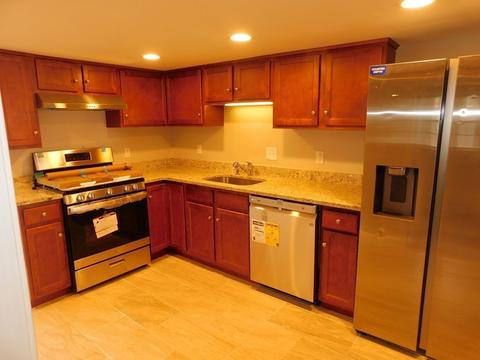 1031 Newhall St, Fall River, MA 02721 photo 8