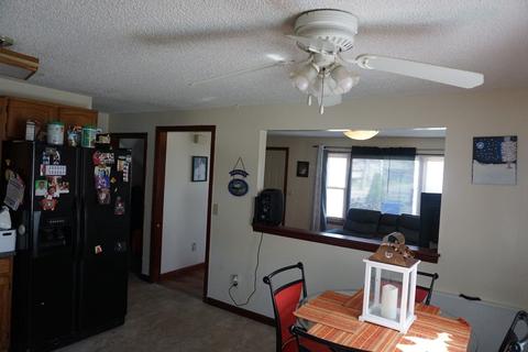 108 Carr St, Springfield, MA 01118 photo 10