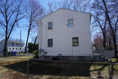 108 Carr St, Springfield, MA 01118 photo 6
