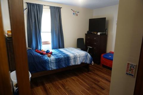 108 Carr St, Springfield, MA 01118 photo 20