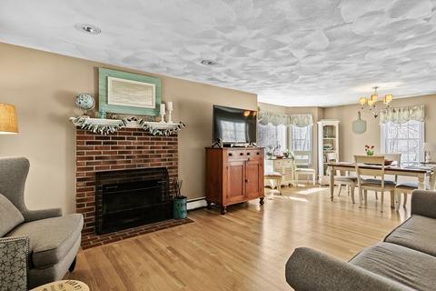 49 Trinity Cir, Attleboro, MA 02703 photo 12