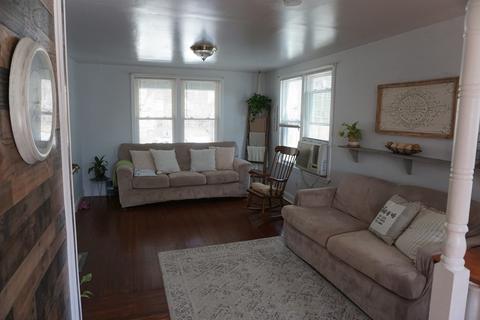 30 Hunter Pl, Springfield, MA 01109 photo 14